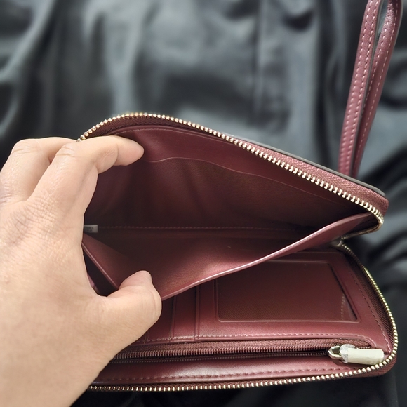 SOLD - Picture 4 of 6